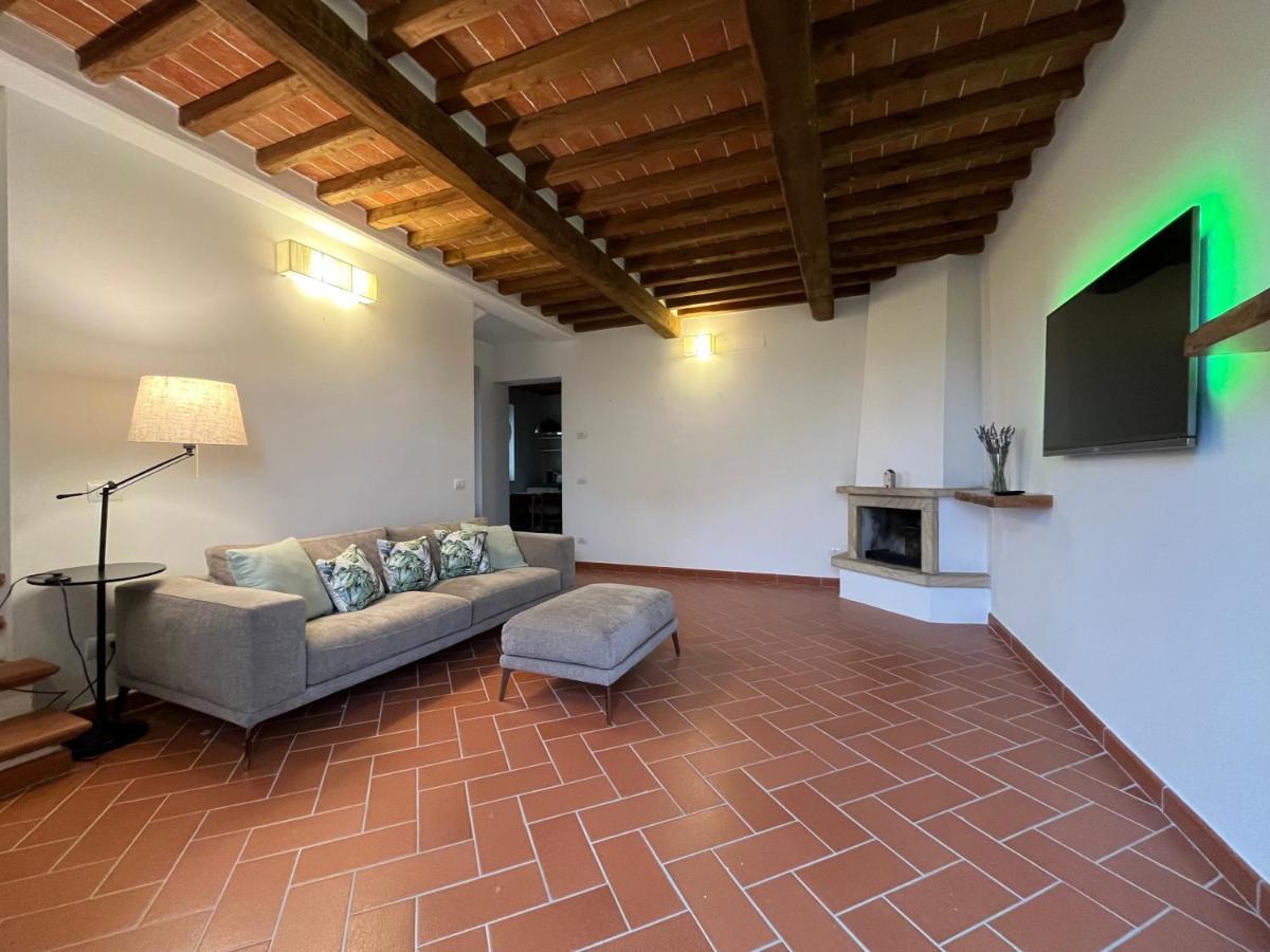 I Tre Casali Apartamento Volterra Exterior foto