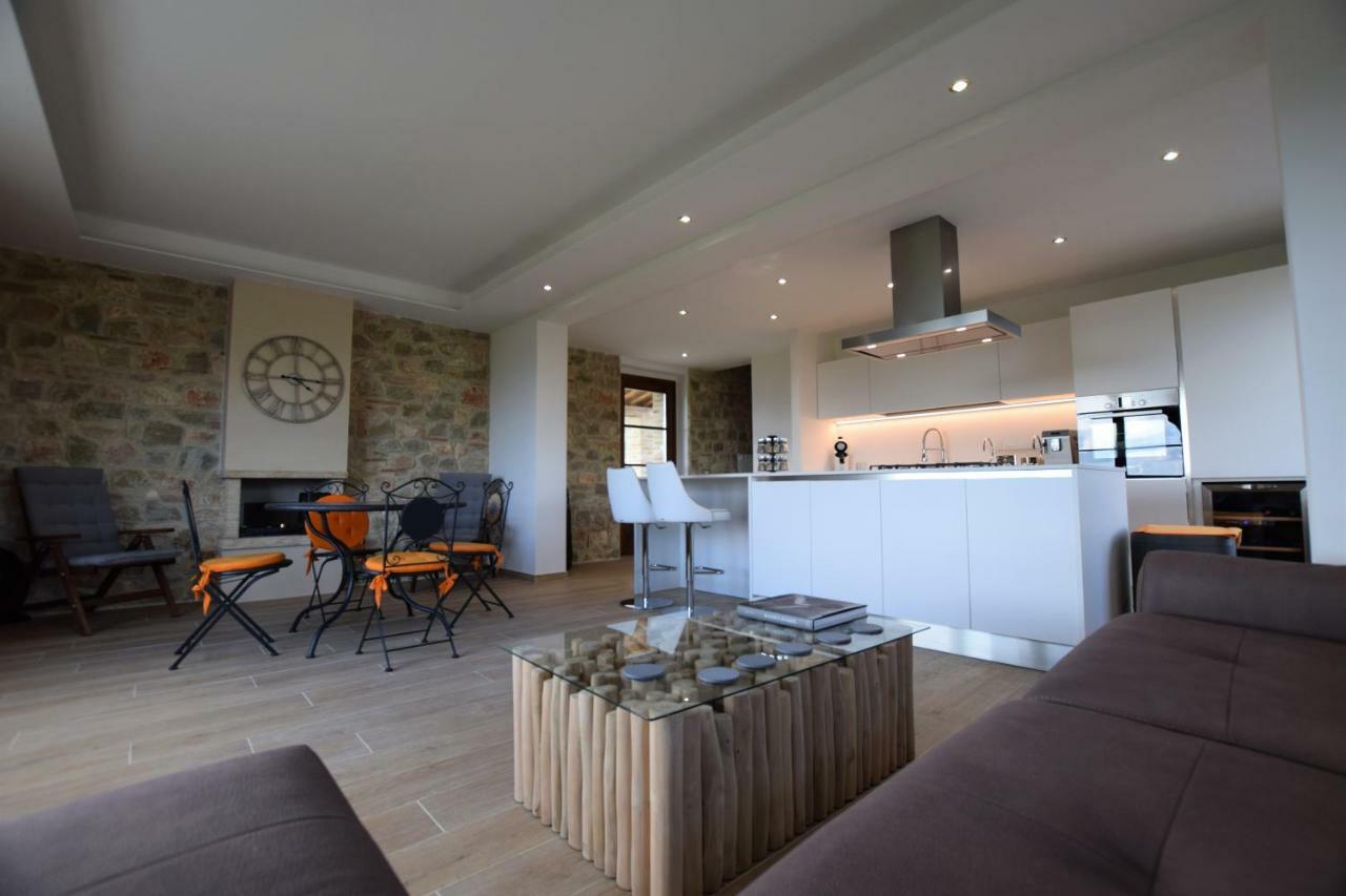 I Tre Casali Apartamento Volterra Exterior foto