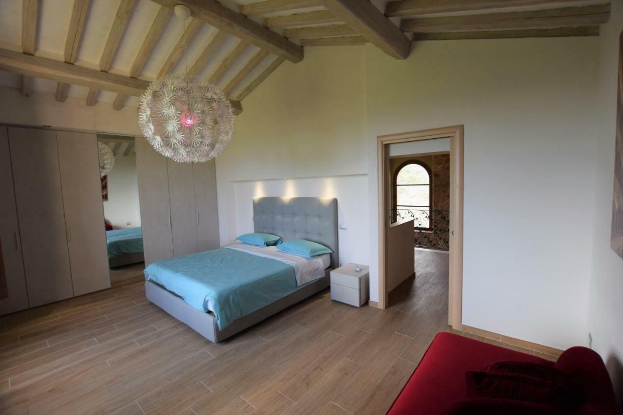 I Tre Casali Apartamento Volterra Exterior foto